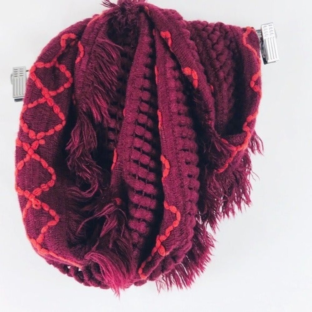 NWT MERONA INFINITY SCARF